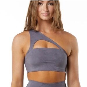 Alphalete alphalux asymmetrical sports bra